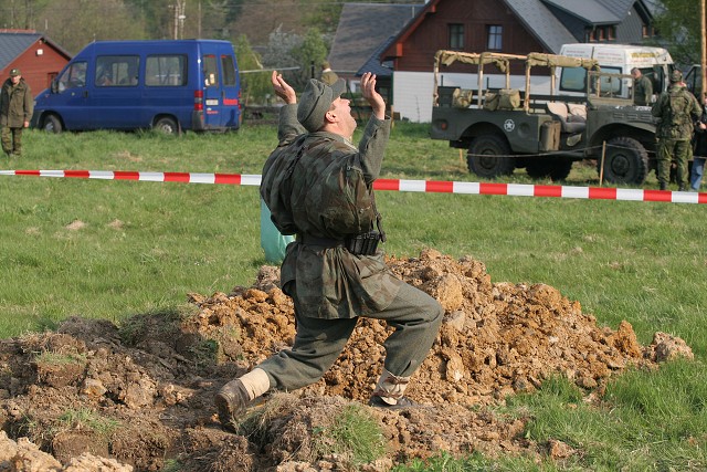 img00042.jpg