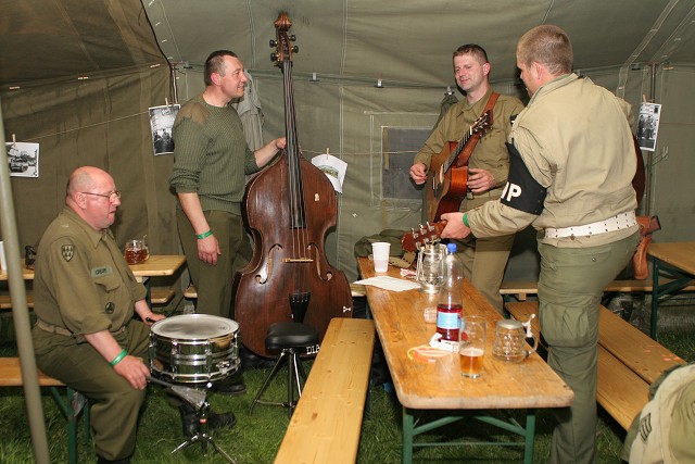 img00086.jpg